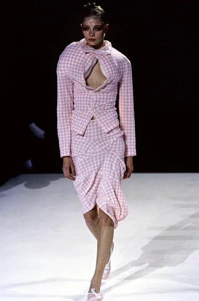 Look 3